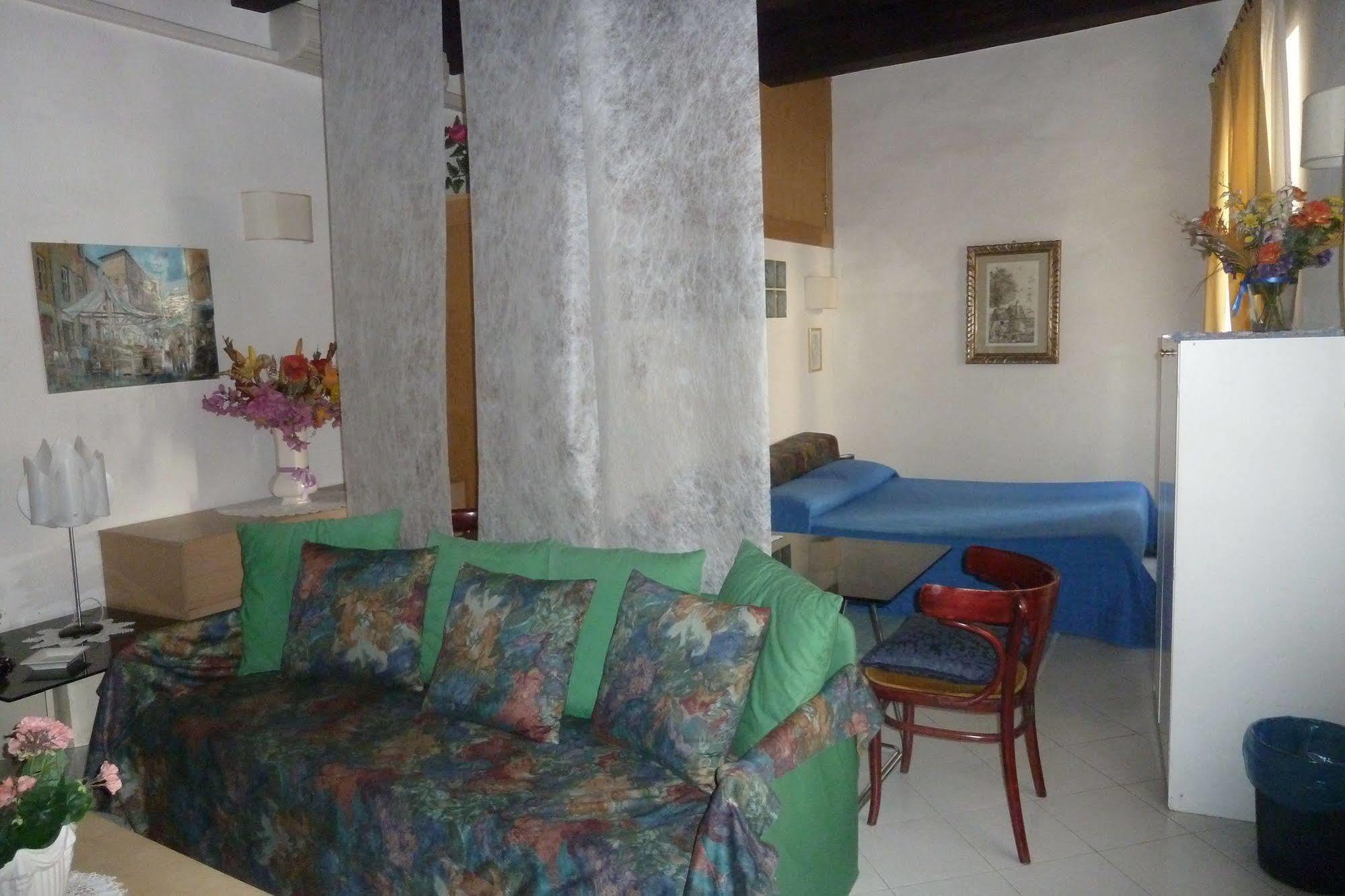 비테르보 Bb Santa Rosa B&B 외부 사진